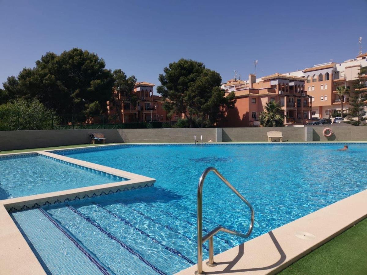 Lovely Apartment In Playa Flamenca Οριουέλα Εξωτερικό φωτογραφία